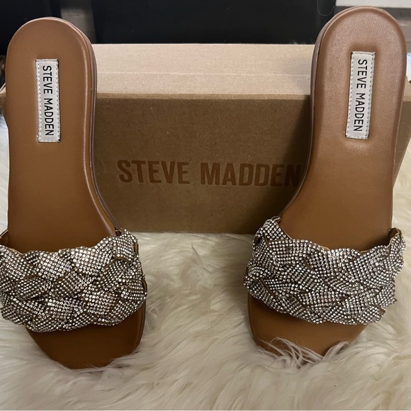 Steve Madden Rhinestone Sandals NIB - Picture 2 of 4